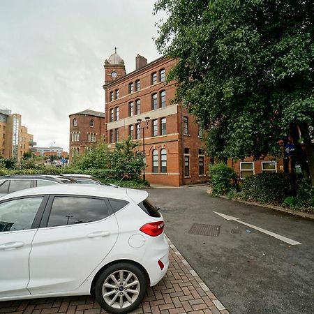 Spacious 2 Bedroom City Centre Apartment Leeds  Buitenkant foto