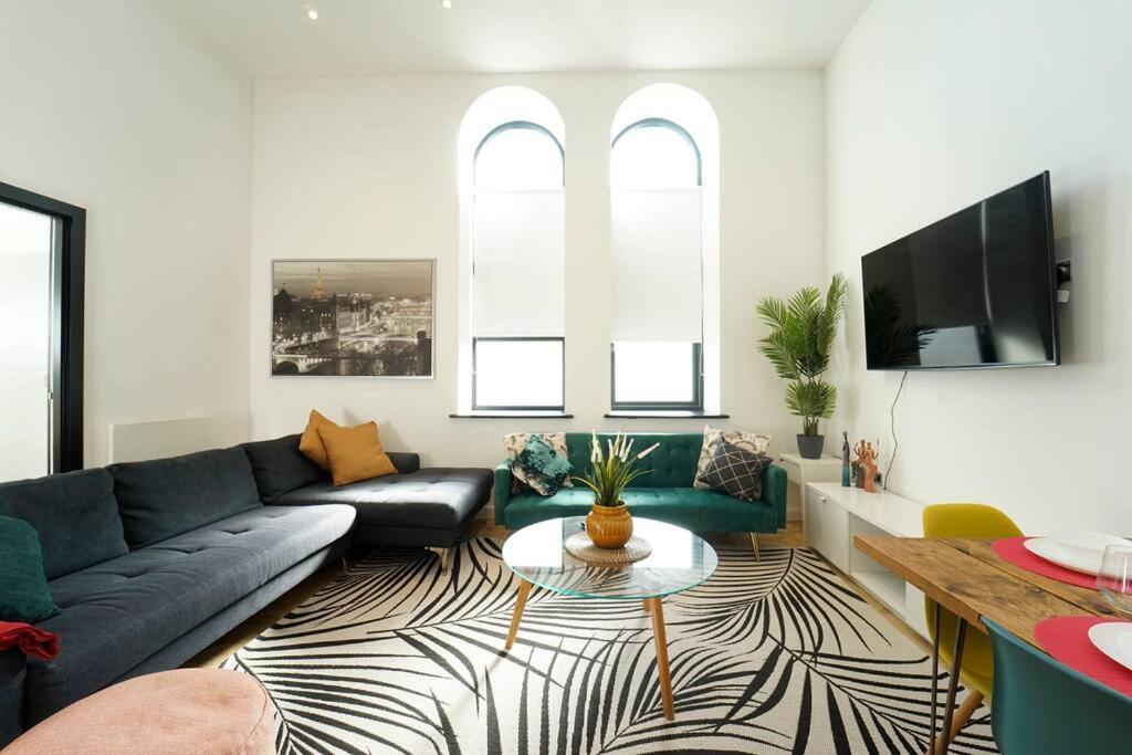 Spacious 2 Bedroom City Centre Apartment Leeds  Buitenkant foto